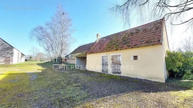 Maison à MONTIPOURET