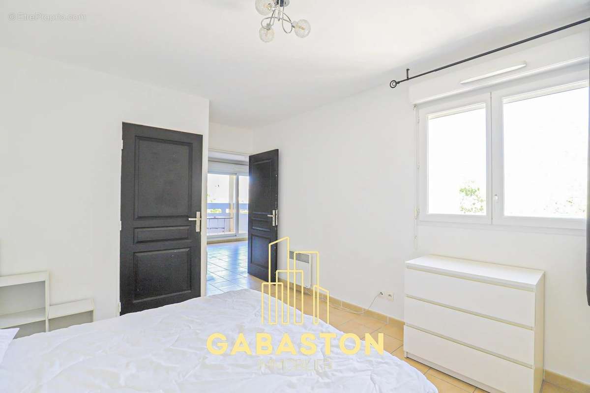 Appartement à MARSEILLE-10E