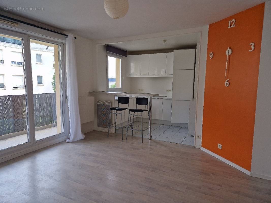 Appartement à CORBEIL-ESSONNES