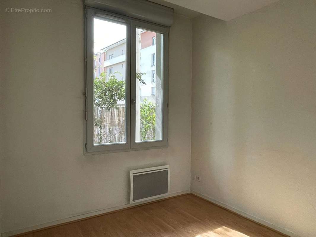 Appartement à BOURG-DE-PEAGE