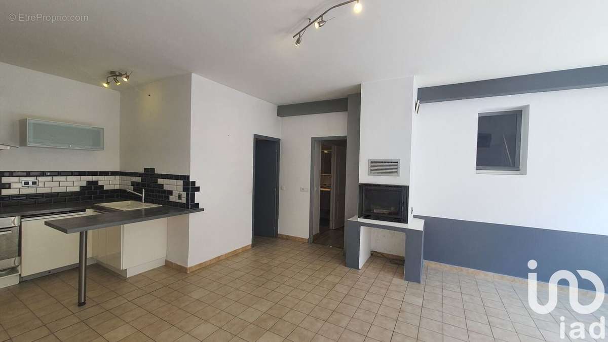 Photo 4 - Appartement à CABANNES