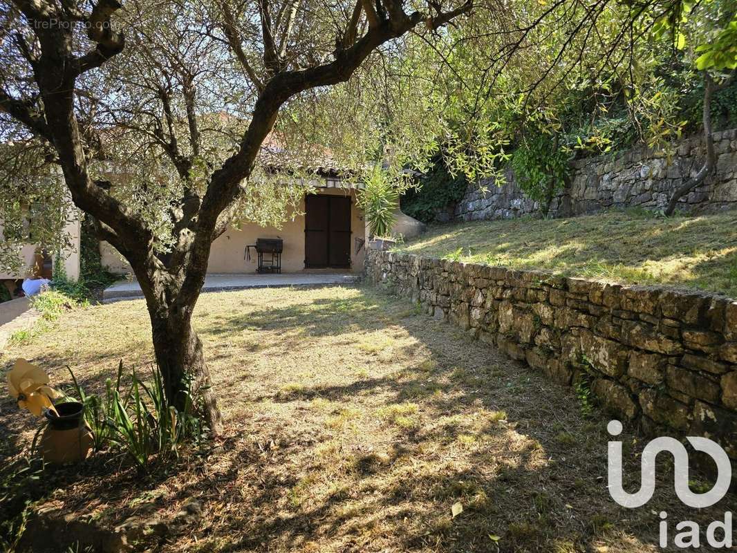 Photo 8 - Maison à CHATEAUNEUF-GRASSE