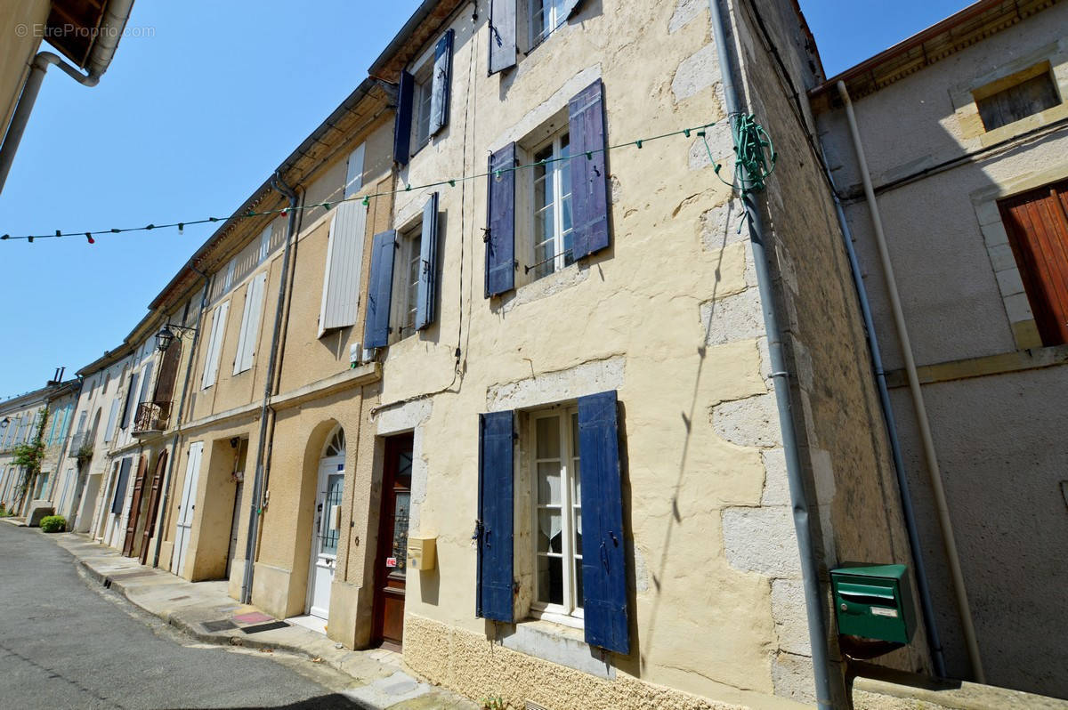 Maison à LEVIGNAC-DE-GUYENNE