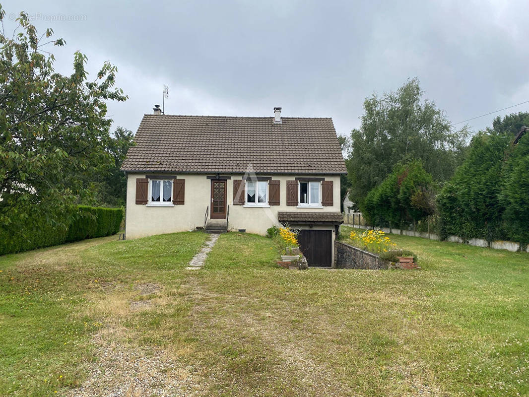 Maison à SAINT-JULIEN-SUR-CHER