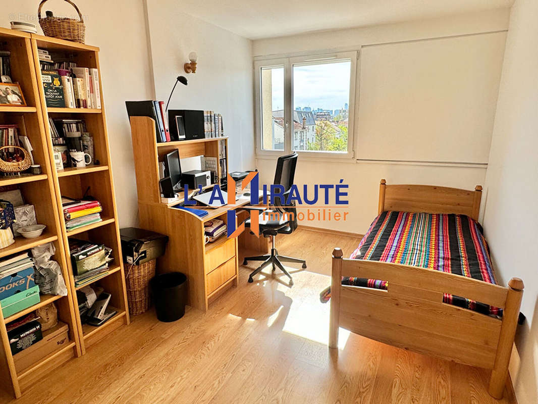 Appartement a louer houilles - 5 pièce(s) - 107 m2 - Surfyn