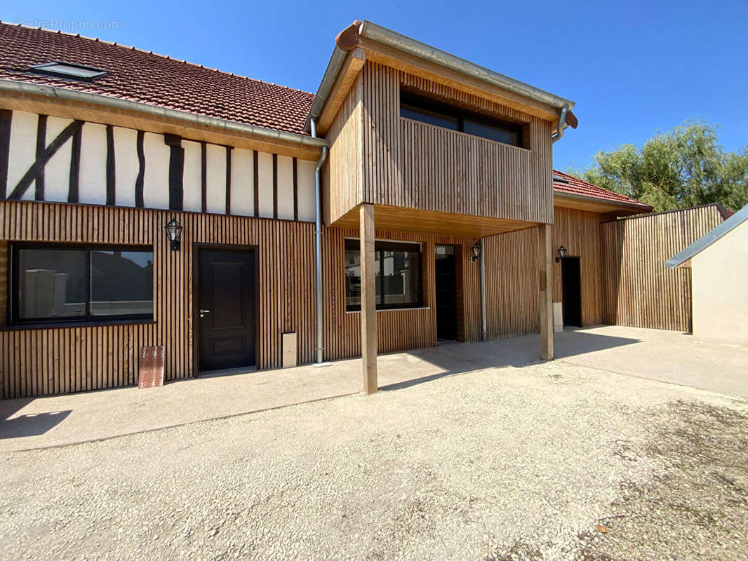 Maison à SAINT-ANDRE-LES-VERGERS