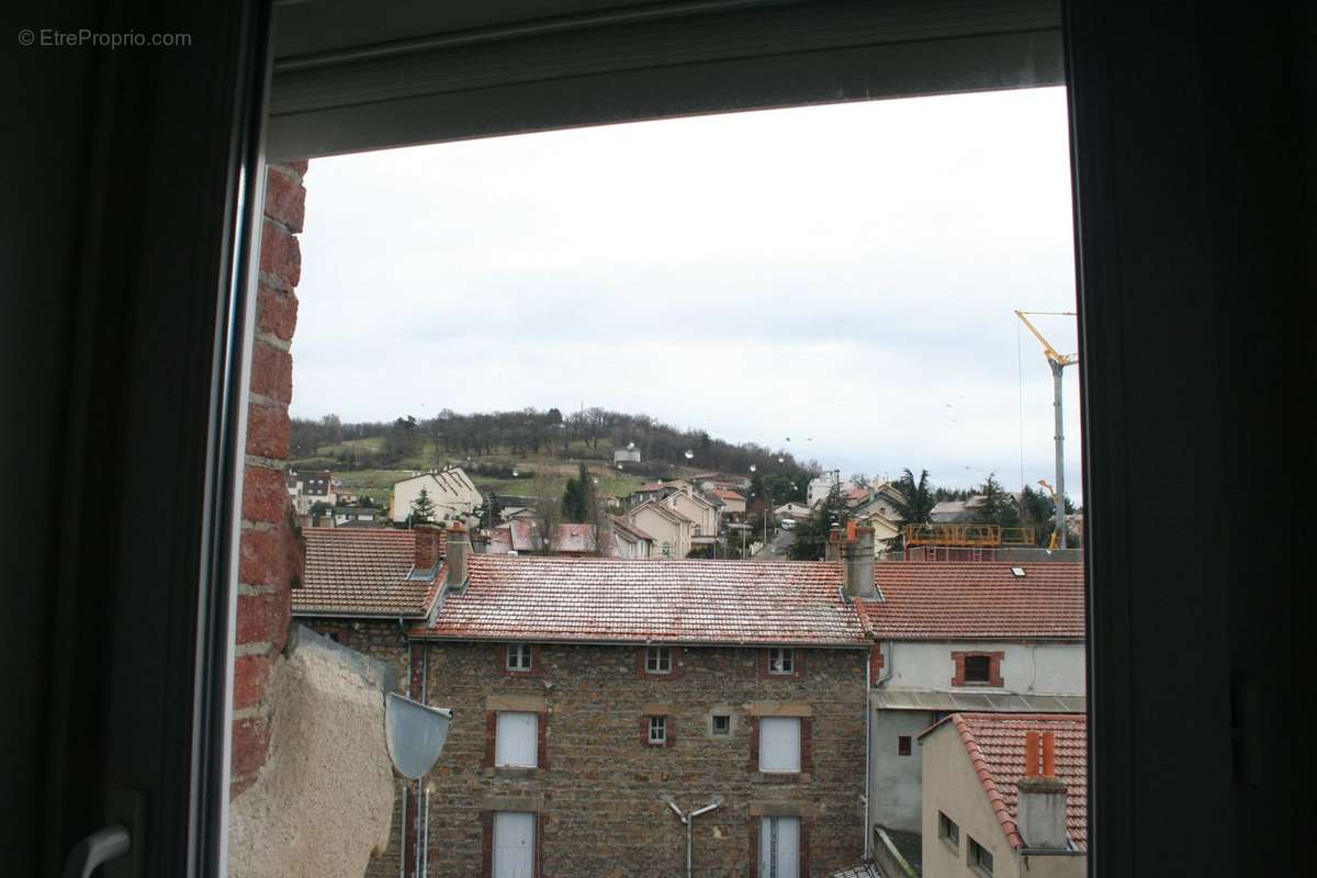 Appartement à ROCHE-LA-MOLIERE