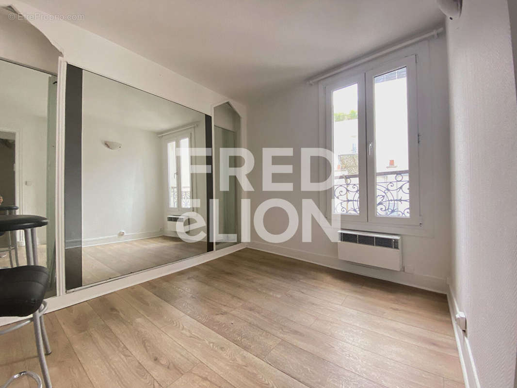 Appartement à PARIS-19E