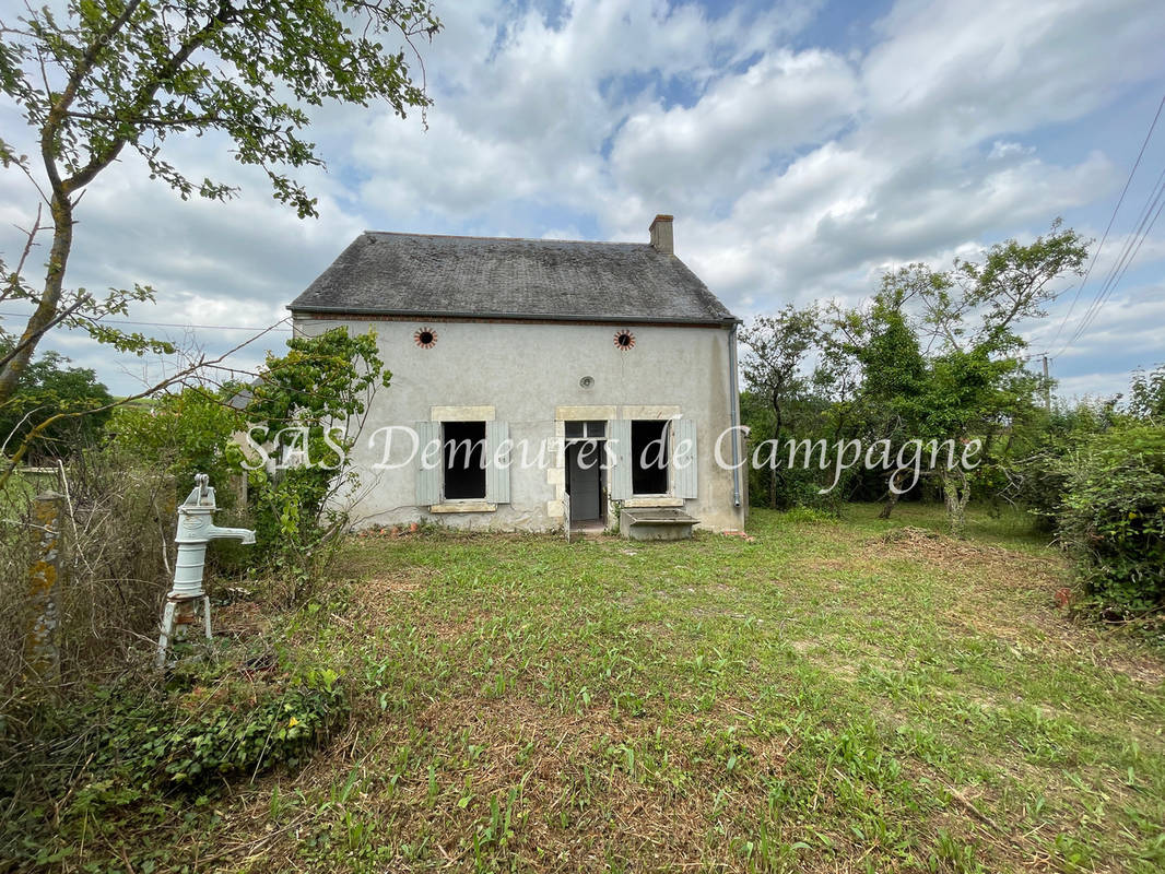 Maison à SURY-EN-VAUX