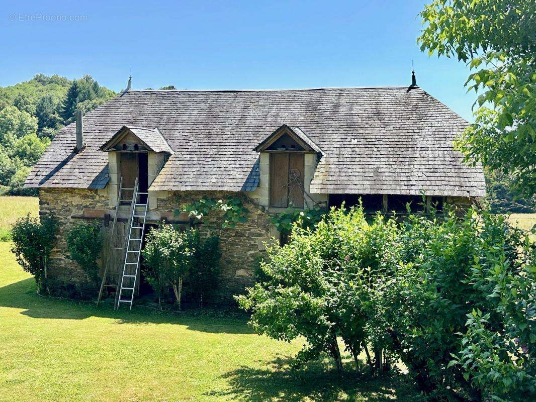 Maison à SAINT-HILAIRE-PEYROUX