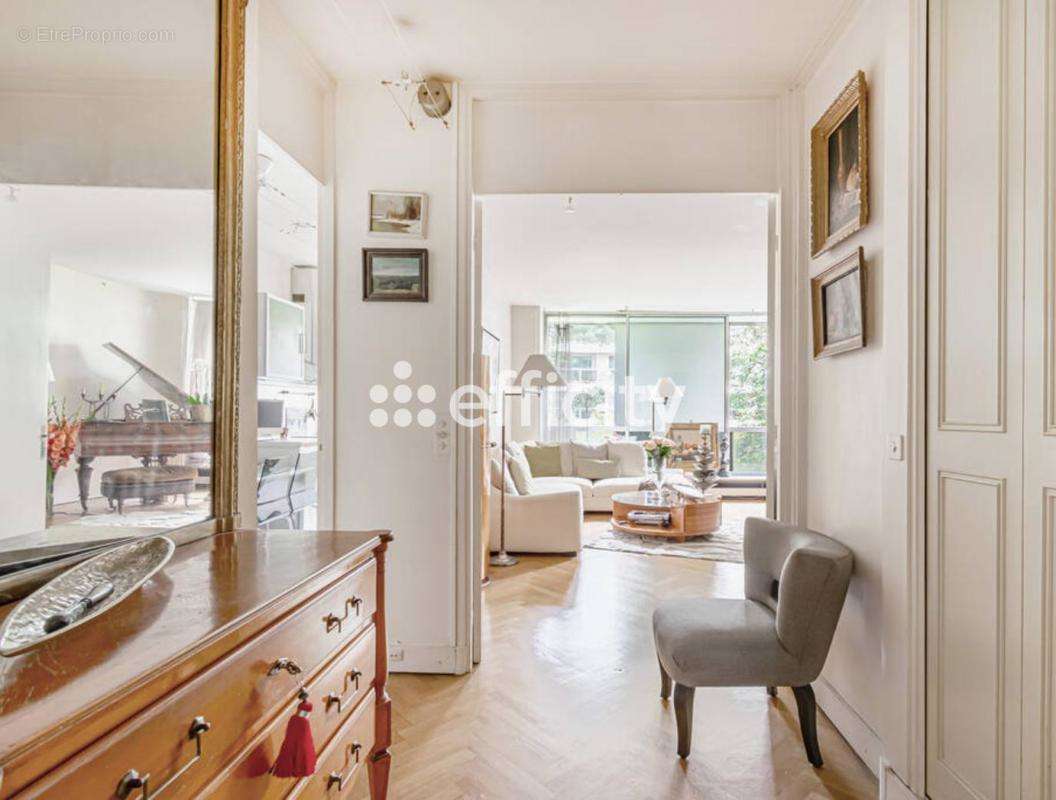 Appartement à BOULOGNE-BILLANCOURT