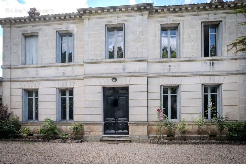 Maison à COGNAC