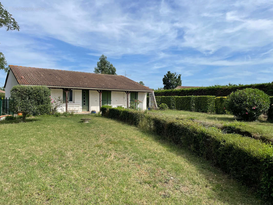 Maison à ROQUES