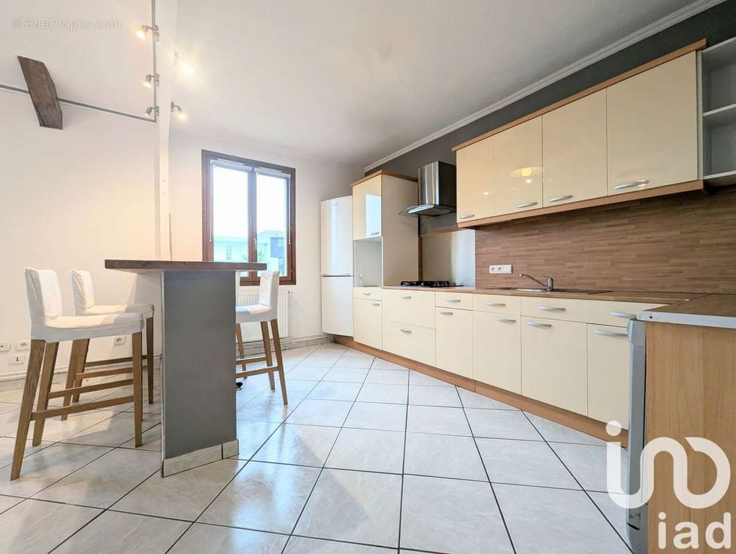 Photo 2 - Appartement à LONGEVILLE-LES-METZ