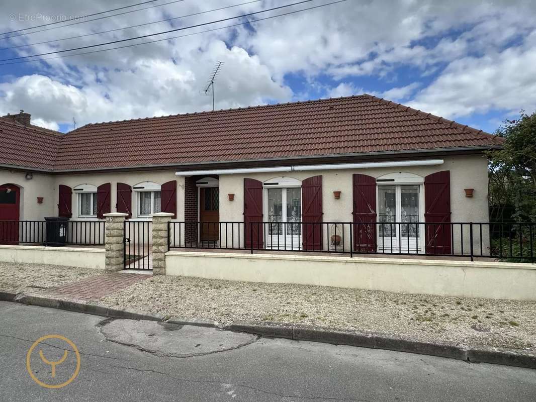 Maison à ROMILLY-SUR-SEINE