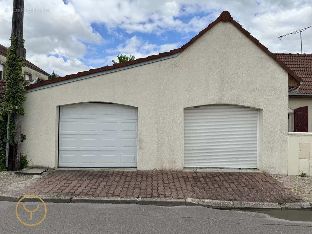 Maison à ROMILLY-SUR-SEINE