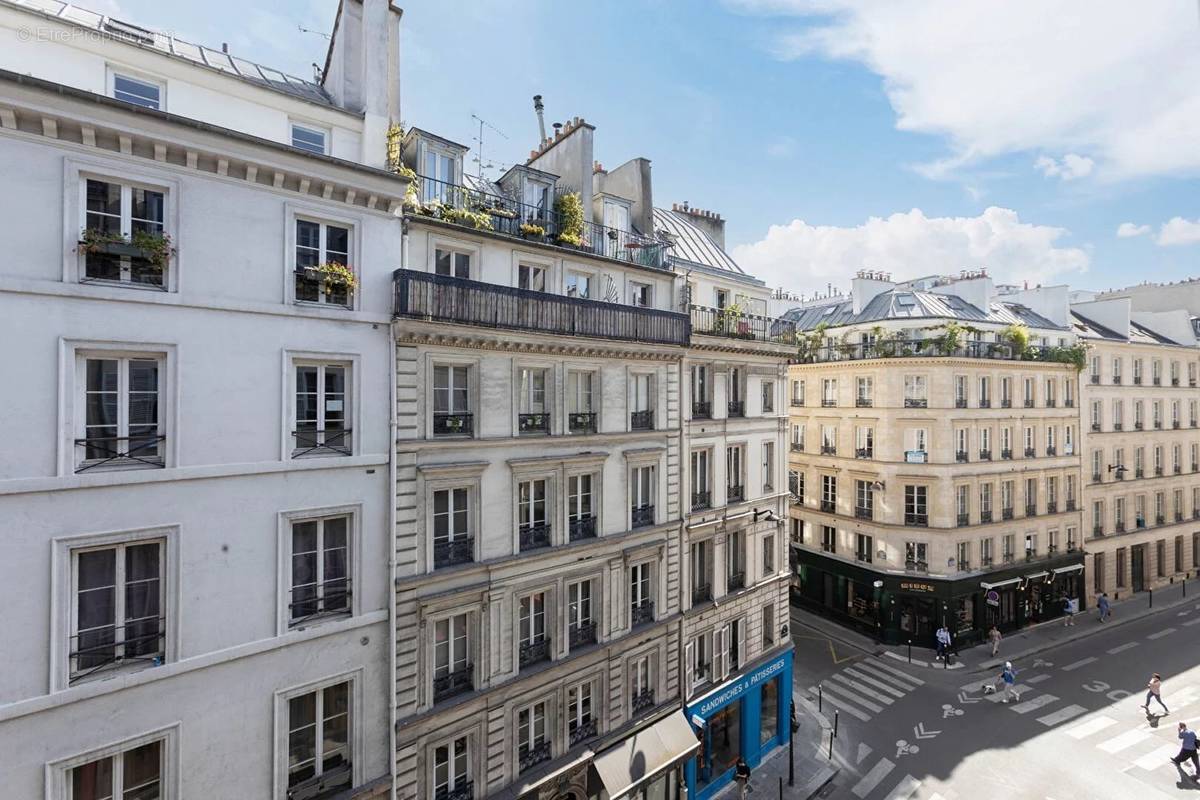 Appartement à PARIS-9E