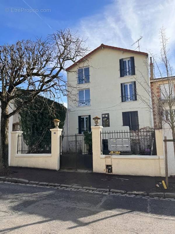 Appartement à RUEIL-MALMAISON