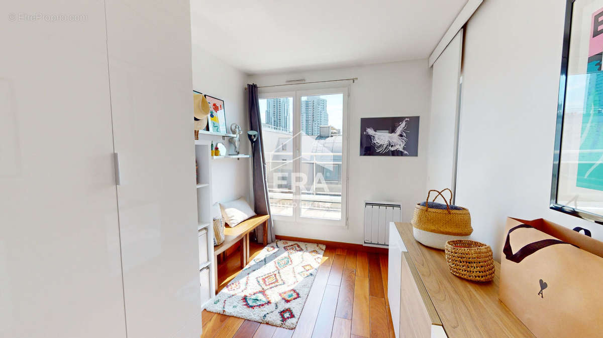 Appartement à PARIS-19E