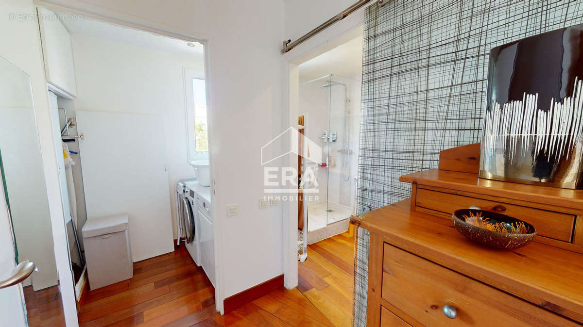 Appartement à PARIS-19E