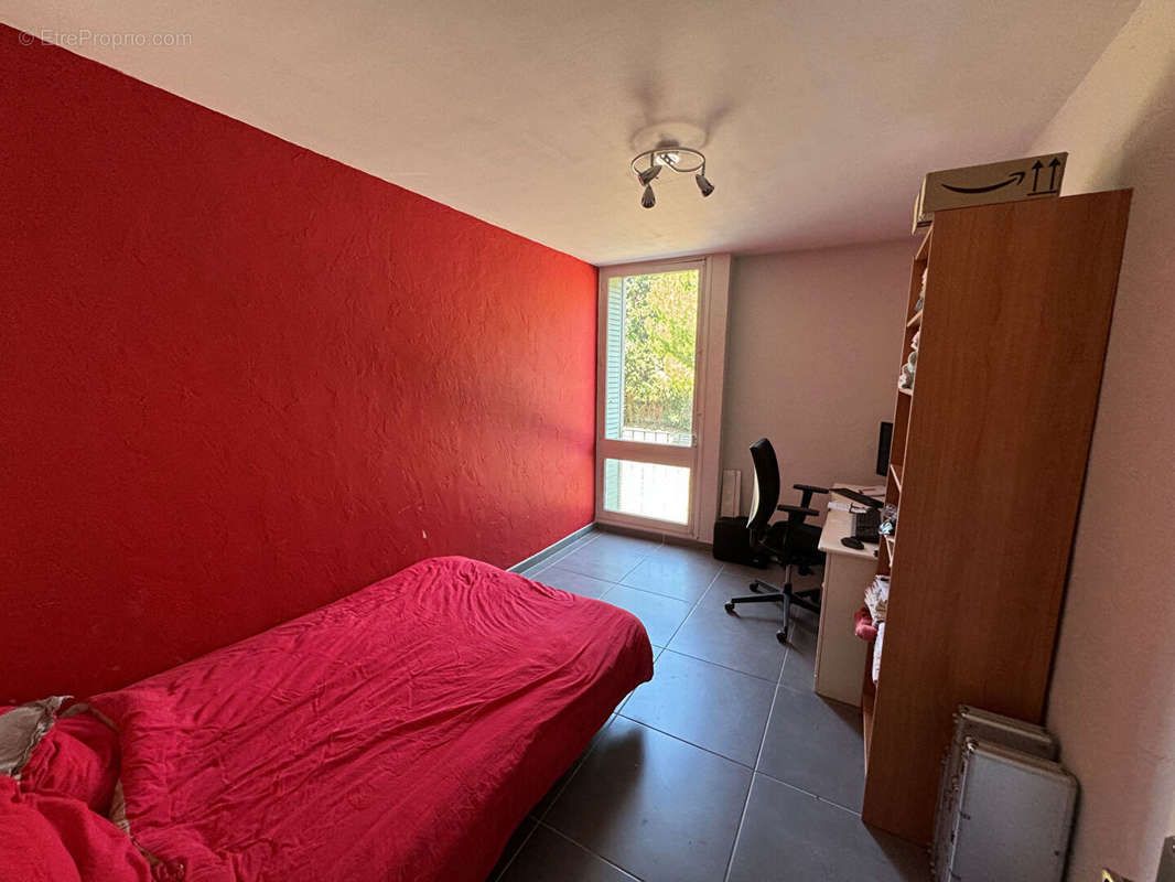 Appartement à MARSEILLE-14E