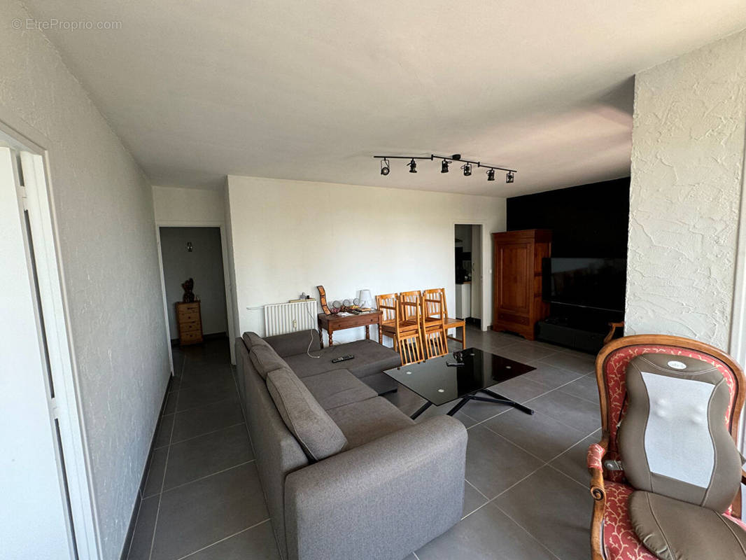 Appartement à MARSEILLE-14E