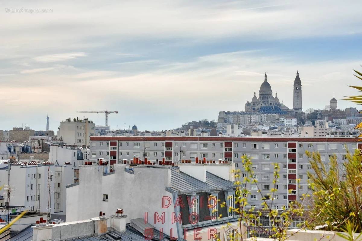 Appartement à PARIS-18E