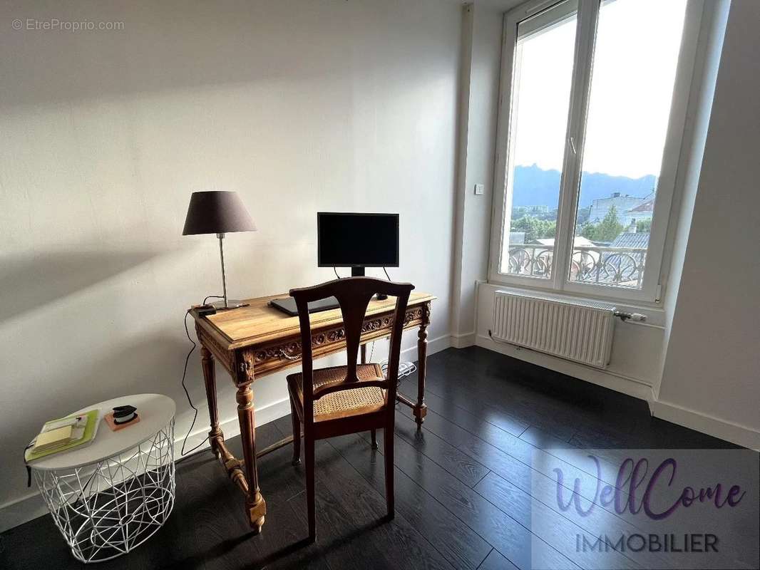 Appartement à AIX-LES-BAINS