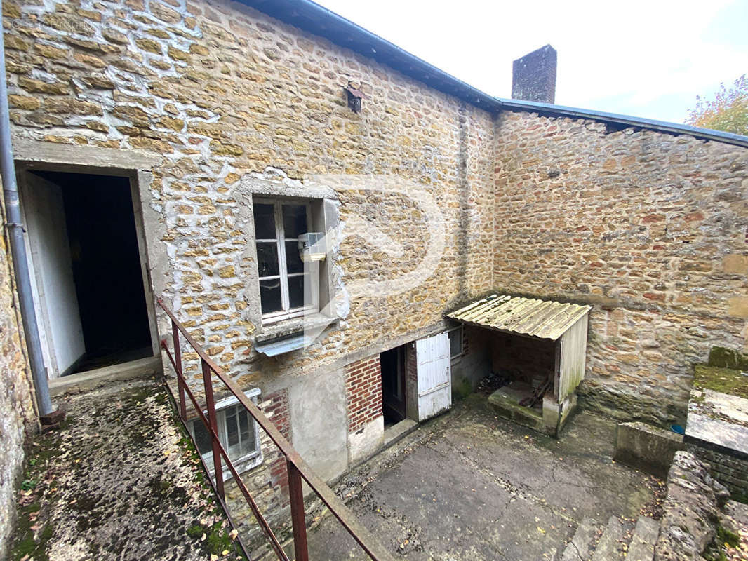 Maison à CHARLEVILLE-MEZIERES