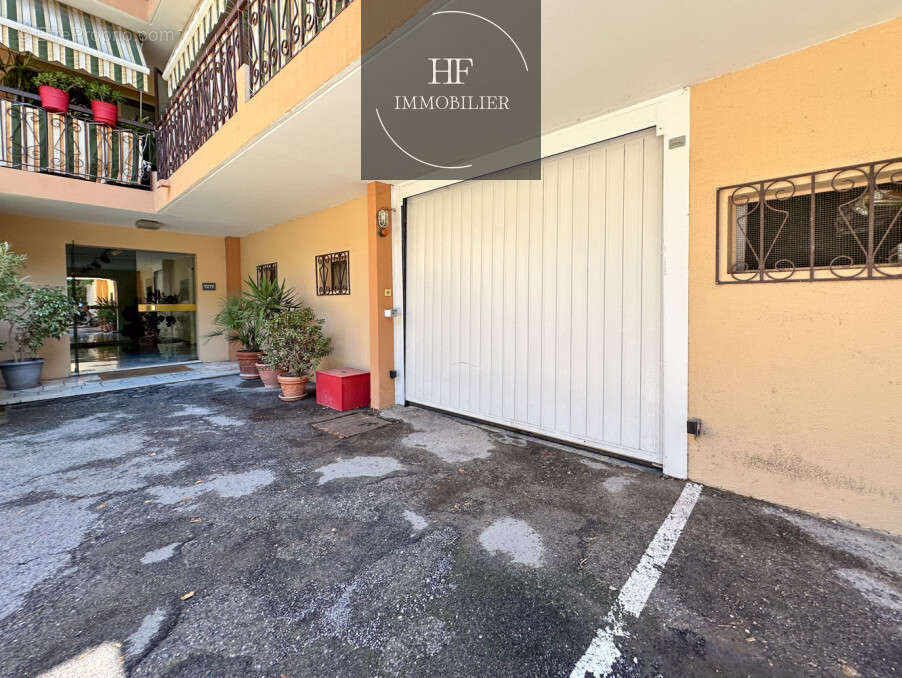 Appartement à ROQUEBRUNE-CAP-MARTIN