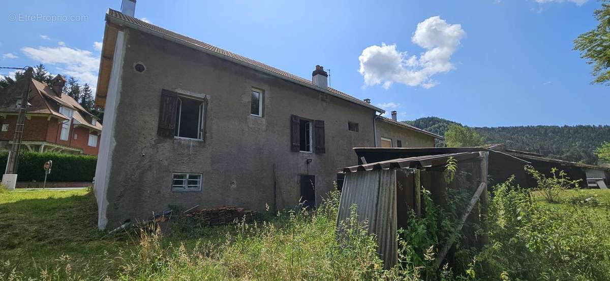 Maison à CELLES-SUR-PLAINE