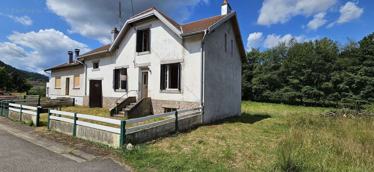 Maison à CELLES-SUR-PLAINE