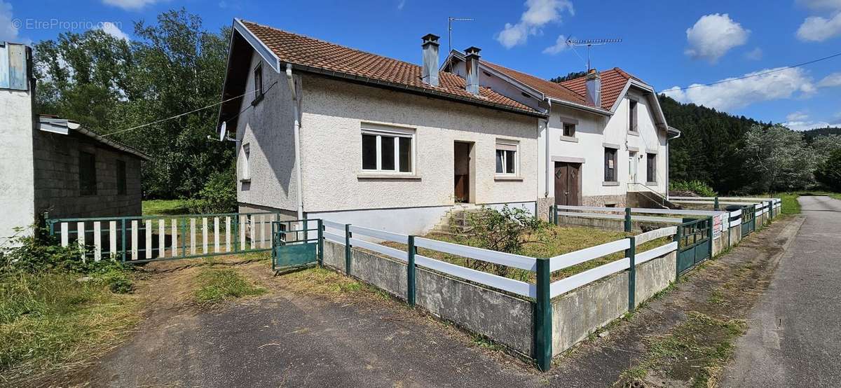 Maison à CELLES-SUR-PLAINE