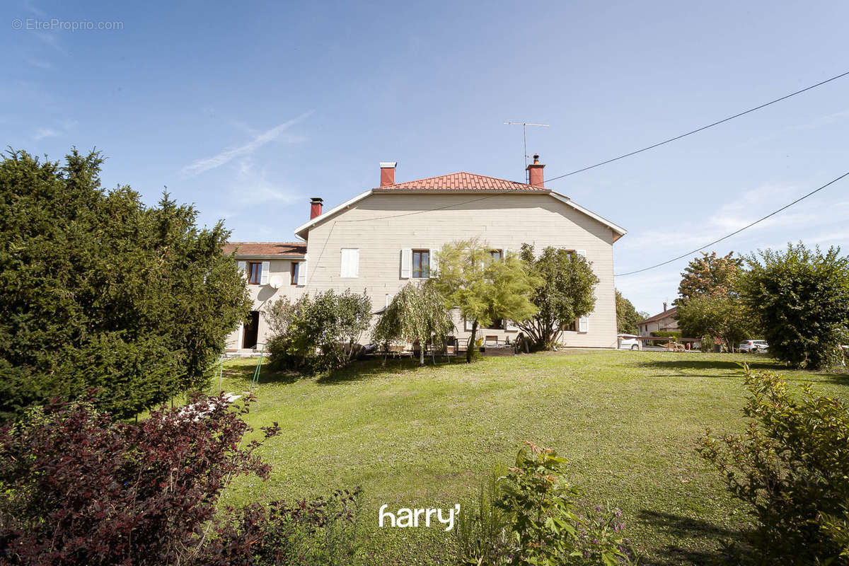 Maison à LE FRASNOIS