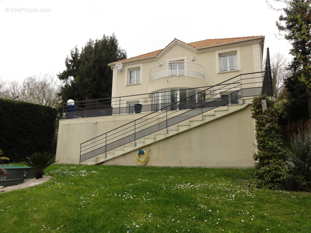 Maison à YERRES