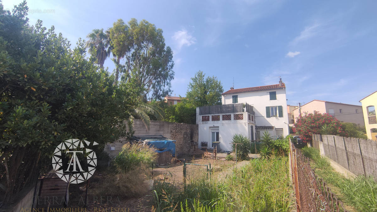 Appartement à SAINT-GENIS-DES-FONTAINES