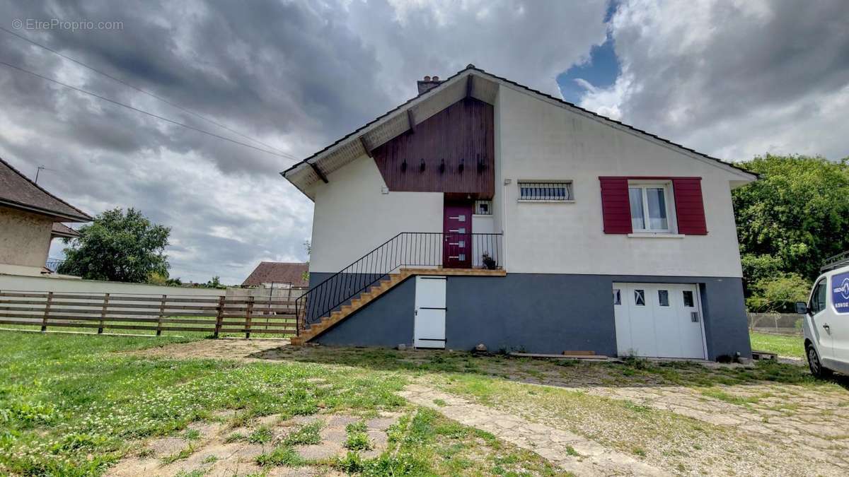 Maison à BRAZEY-EN-PLAINE