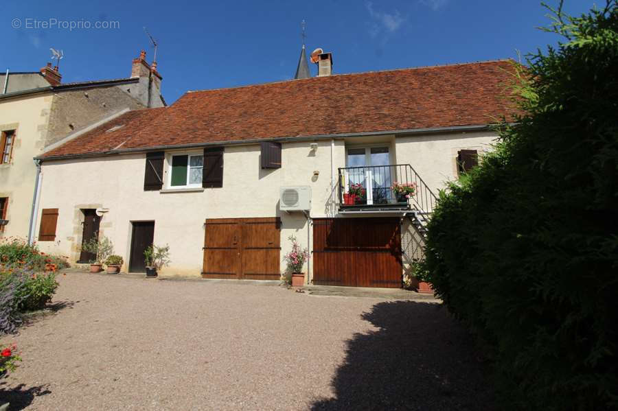 Maison à PREMERY