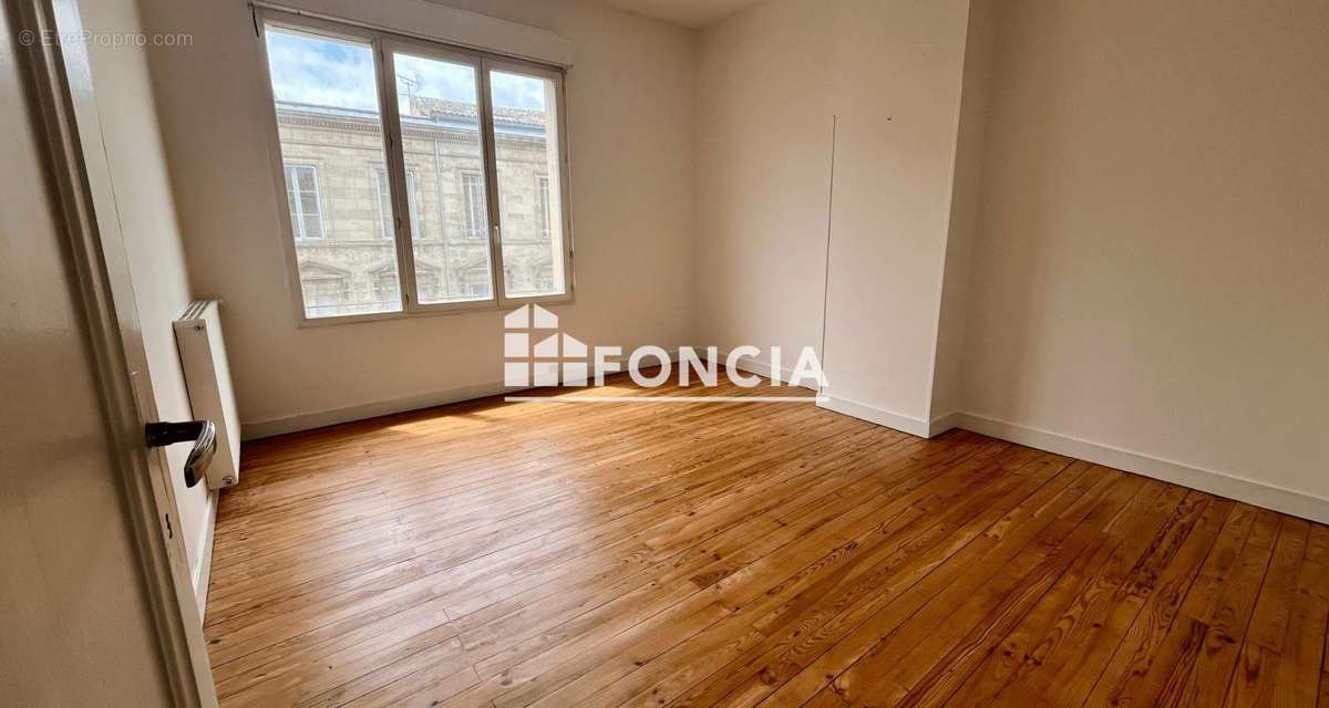 Appartement à BORDEAUX