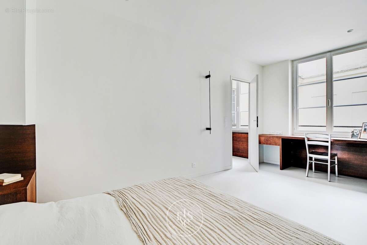 Appartement a louer paris-3e-arrondissement - 3 pièce(s) - 66 m2 - Surfyn