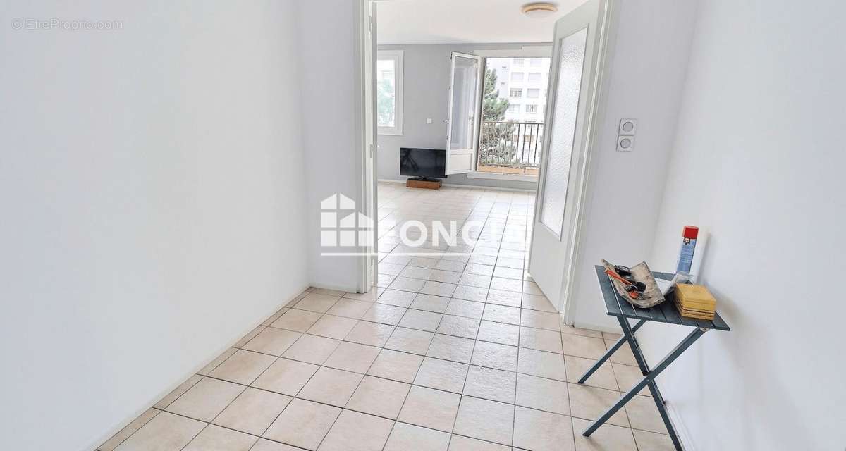 Appartement à LYON-5E