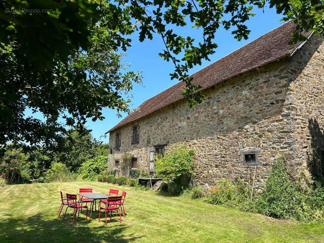 Maison à MASSERET