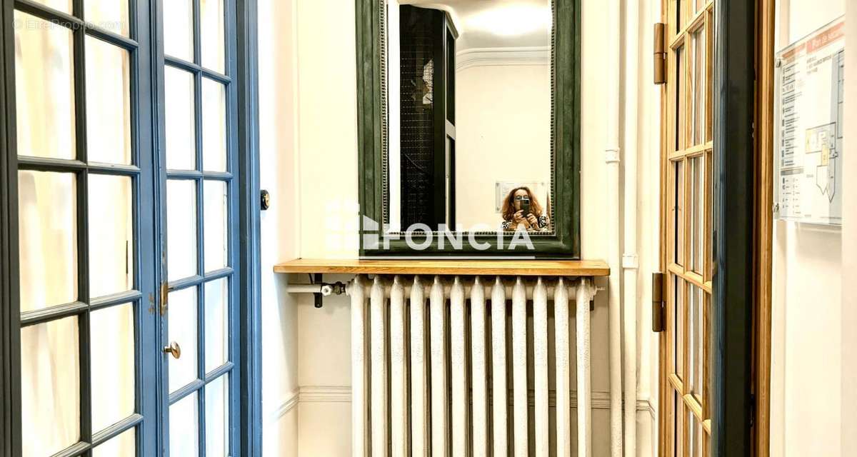 Appartement à PARIS-14E