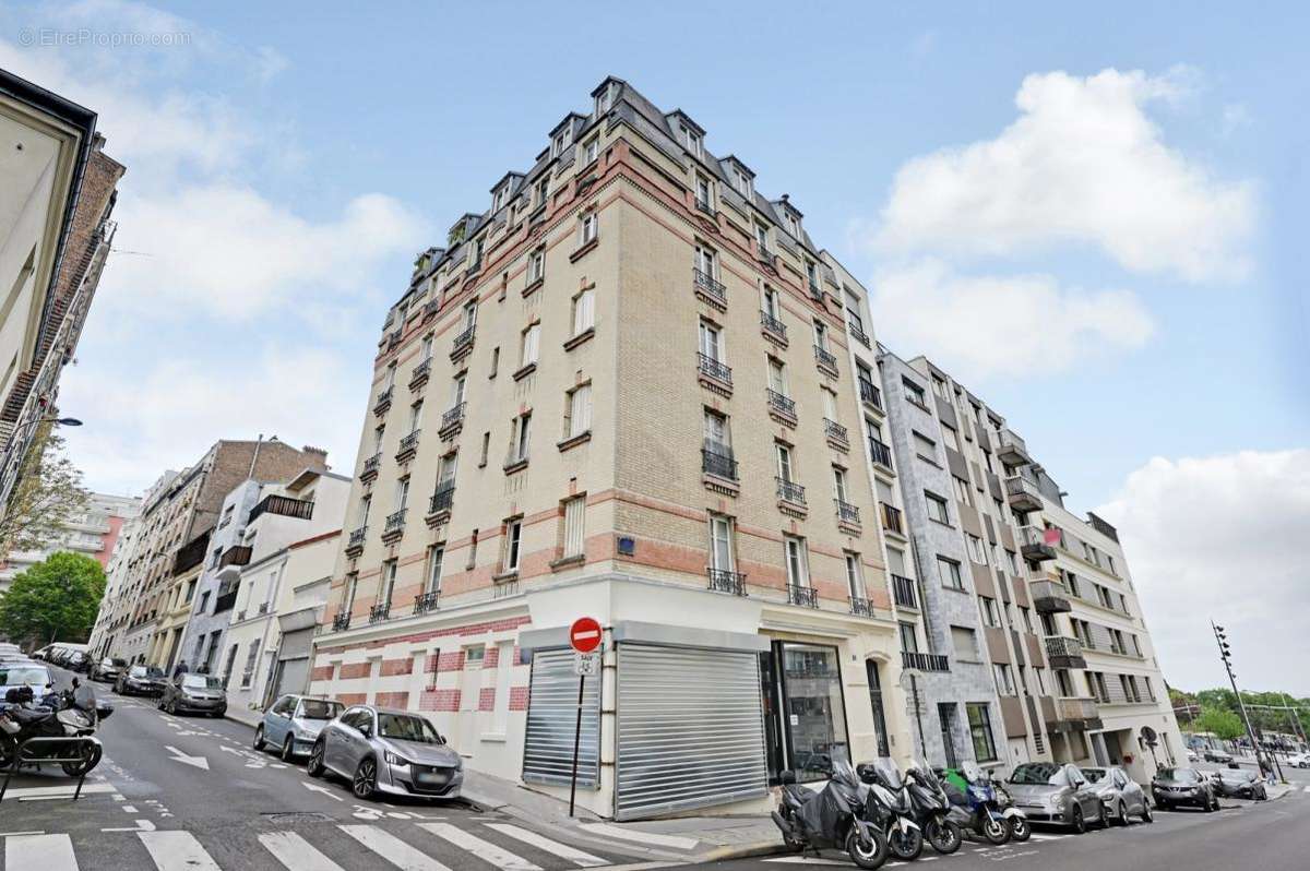 Appartement à PARIS-19E