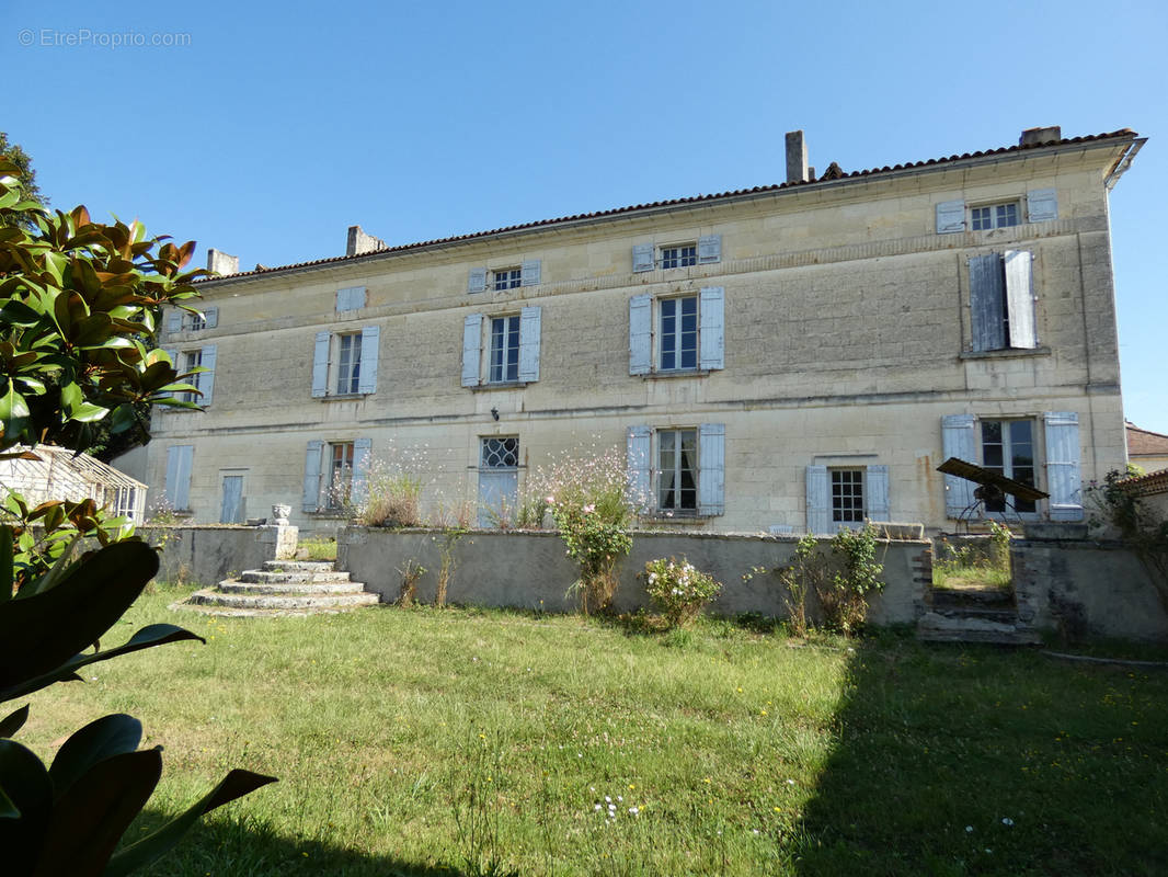 Maison à SAINT-VINCENT-JALMOUTIERS