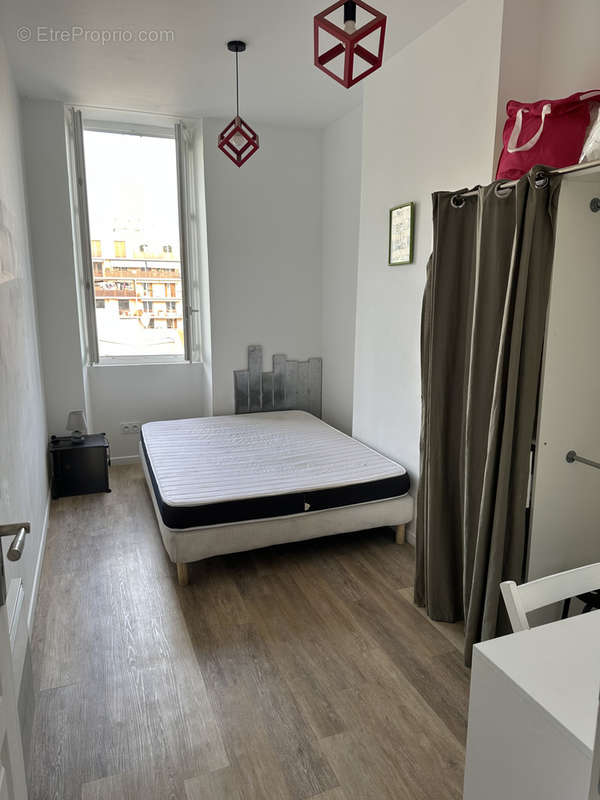 Appartement à MARSEILLE-3E