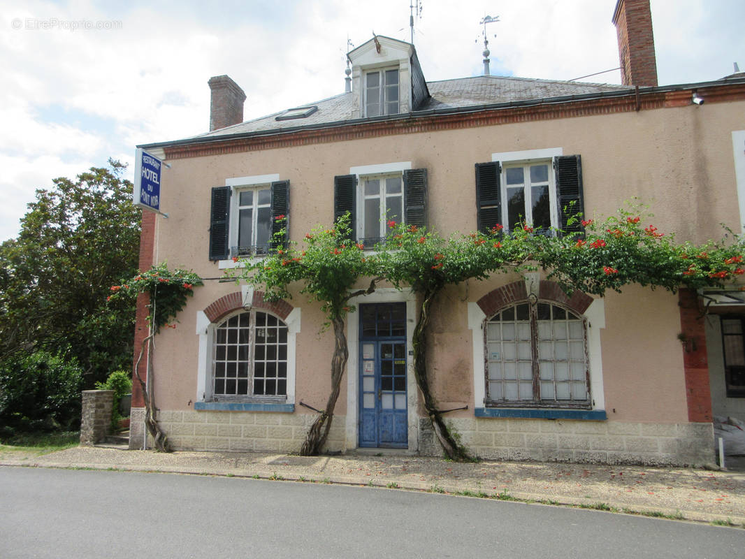 Appartement à BADECON-LE-PIN