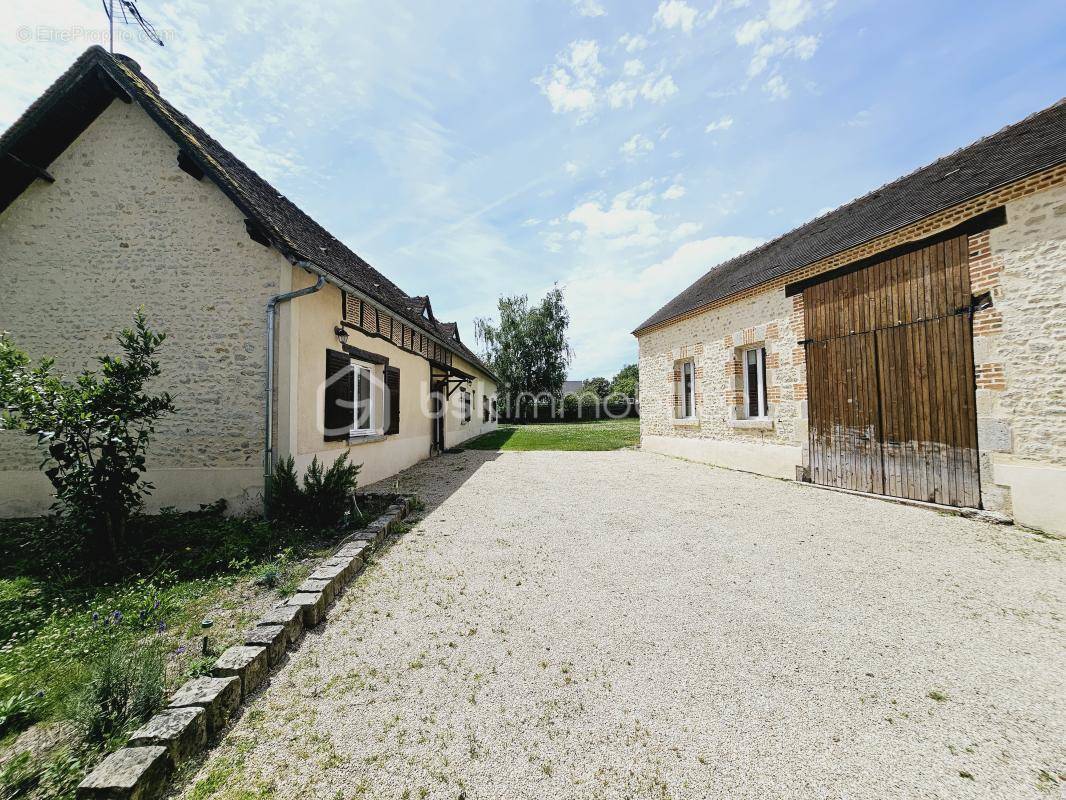 Maison à CHAMBON-LA-FORET