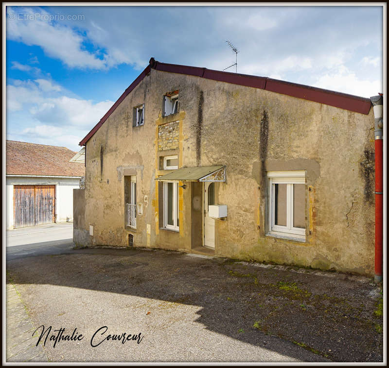 Maison à NOUILLY