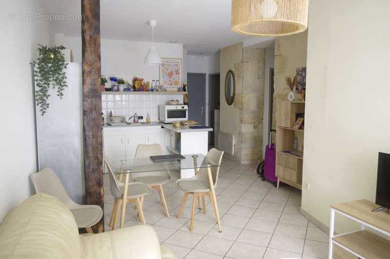 Appartement à VIC-FEZENSAC